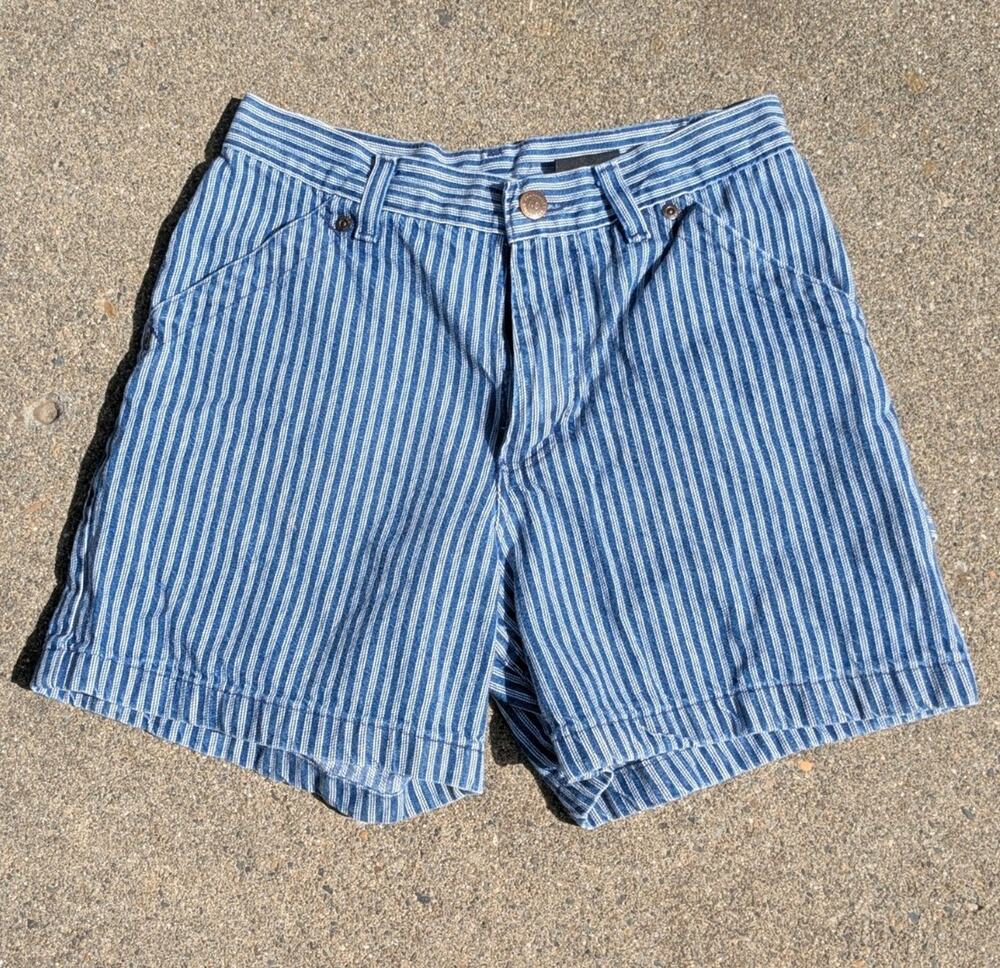 VTG No Boundaries denim high waisted shorts Women’s Rare stripes Carpenter